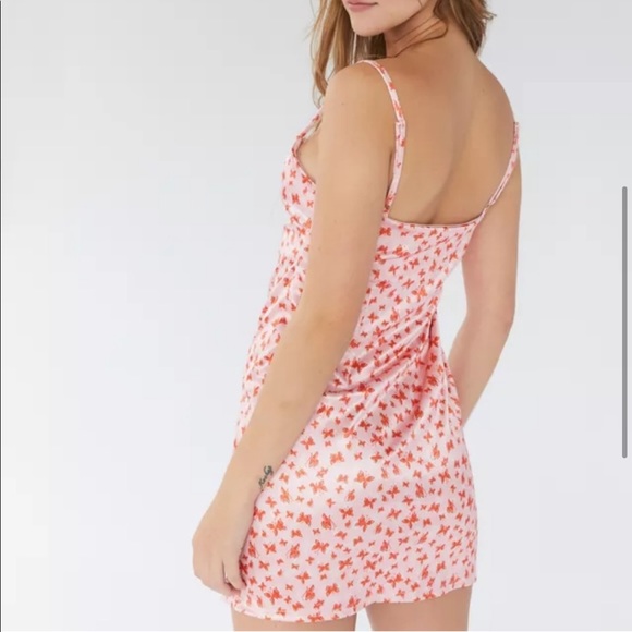 UO Pink Sleeveless Dragon Butterfly Printed Sateen Mini Slip Dress Pink Rose S - Picture 2 of 6